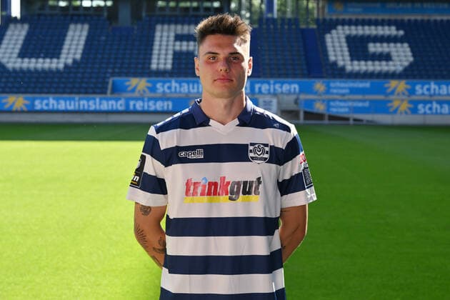 Niklas Kölle; MSV Duisburg; 3.Liga, Porträttermin 2022 2023 Duisburg Schauinsland Reisen Arena Nordrhein-Westfalen Deutschland