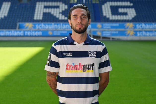 Marlon Frey; MSV Duisburg; 3.Liga, Porträttermin 2022 2023 Duisburg Schauinsland Reisen Arena Nordrhein-Westfalen Deutschland