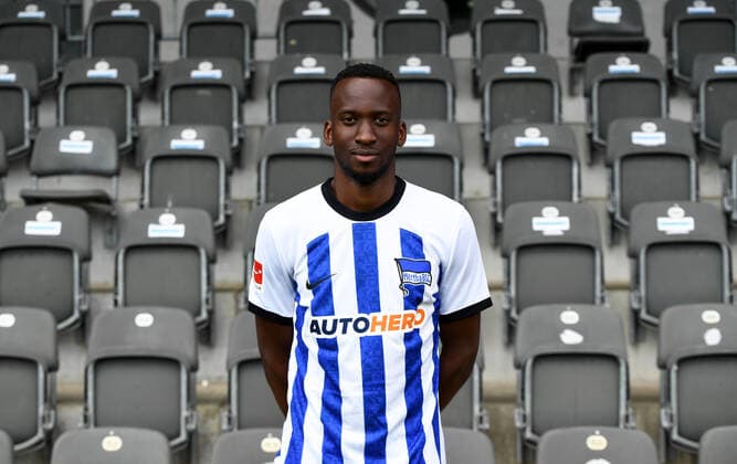Dodi Lukebakio (Hertha BSC) Hertha BSC; 1. Bundesliga, Porträttermin 2022 2023, 05.07. 2022, Copyright: xSebastianxRäppoldx xMatthiasxKox