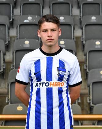 Lukas Ullrich (Hertha BSC) Hertha BSC; 1. Bundesliga, Porträttermin 2022 2023, 05.07. 2022, Copyright: xSebastianxRäppoldx xMatthiasxKox