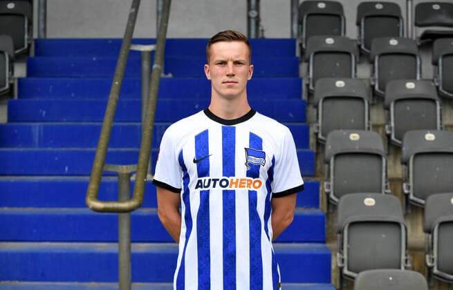 Luca Wollschläger (Hertha BSC) Hertha BSC; 1. Bundesliga, Porträttermin 2022 2023, 05.07. 2022, Copyright: xSebastianxRäppoldx xMatthiasxKox