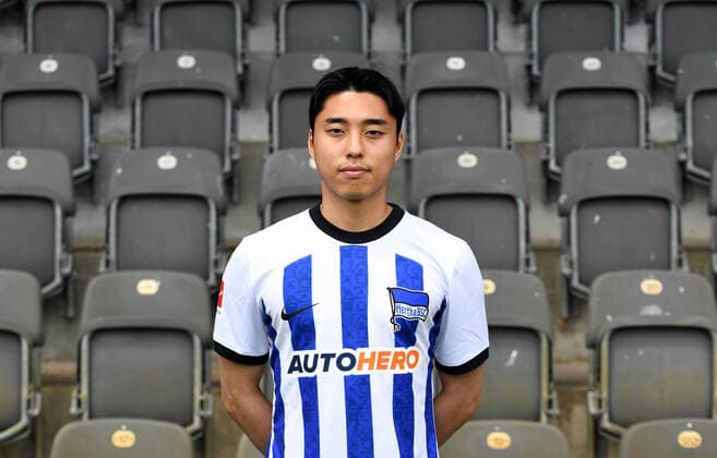 Dong-jun Lee (Dongjun Lee, Hertha BSC) Hertha BSC; 1. Bundesliga, Porträttermin 2022 2023, 05.07. 2022, Copyright: xSebastianxRäppoldx xMatthiasxKox