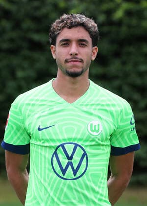 VfL Wolfsburg Fototermin Omar Marmoush; VfL Wolfsburg; 06.07.2022, 1. BL, Porträttermin 2022 23, Wolfsburg