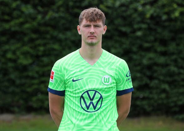 VfL Wolfsburg Fototermin Bartosz Bialek; VfL Wolfsburg; 06.07.2022, 1. BL, Porträttermin 2022 23, Wolfsburg