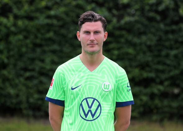 VfL Wolfsburg Fototermin Jonas Wind; VfL Wolfsburg; 06.07.2022, 1. BL, Porträttermin 2022 23, Wolfsburg