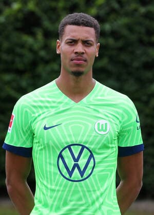 VfL Wolfsburg Fototermin Felix Nmecha; VfL Wolfsburg; 06.07.2022, 1. BL, Porträttermin 2022 23, Wolfsburg