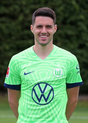 VfL Wolfsburg Fototermin Josip Brekalo; VfL Wolfsburg; 06.07.2022, 1. BL, Porträttermin 2022 23, Wolfsburg