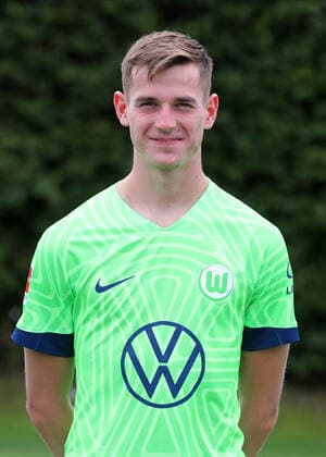 VfL Wolfsburg Fototermin Jakub Kaminski; VfL Wolfsburg; 06.07.2022, 1. BL, Porträttermin 2022 23, Wolfsburg