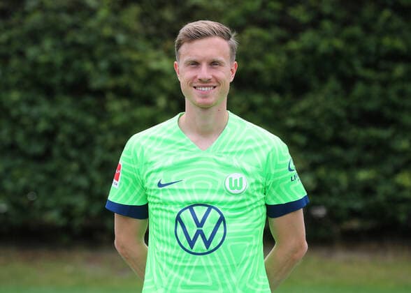 VfL Wolfsburg Fototermin Yannick Gerhardt; VfL Wolfsburg; 06.07.2022, 1. BL, Porträttermin 2022 23, Wolfsburg