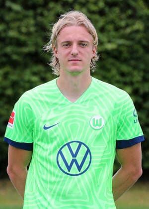 VfL Wolfsburg Fototermin Sebastiaan Bornauw; VfL Wolfsburg; 06.07.2022, 1. BL, Porträttermin 2022 23, Wolfsburg