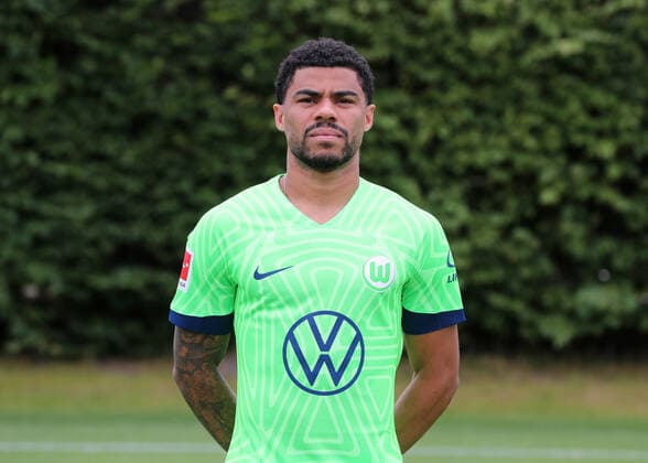 VfL Wolfsburg Fototermin Paulo Otavio; VfL Wolfsburg; 06.07.2022, 1. BL, Porträttermin 2022 23, Wolfsburg