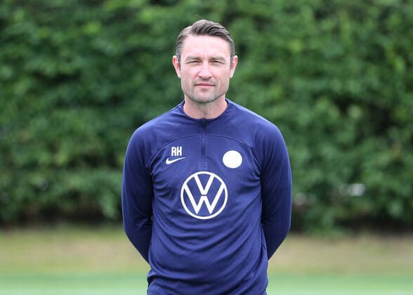 VfL Wolfsburg Fototermin Co-Trainer Robert Kovac; VfL Wolfsburg; 06.07.2022, 1. BL, Porträttermin 2022 23, Wolfsburg