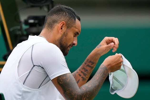 Mandatory Credit: Photo by Dave Shopland Shutterstock (13018039bo) Nick Kyrgios during his quarter final match Wimbledon Tennis Championships, Day 10, The All England Lawn Tennis and Croquet Club, London, UK - 06 Jul 2022 Wimbledon Tennis Championships, Day 10, The All England Lawn Tennis and Croquet Club, London, UK - 06 Jul 2022  Copyright: xDavexShopland Shutterstockx 13018039bo