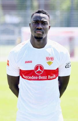 FUSSBALL 1. BUNDESLIGA SAISON 2022 2023 05.07.2022 Fototermin beim VfB Stuttgart auf dem Trainingsgelaende: Silas Mvumpa Katompa