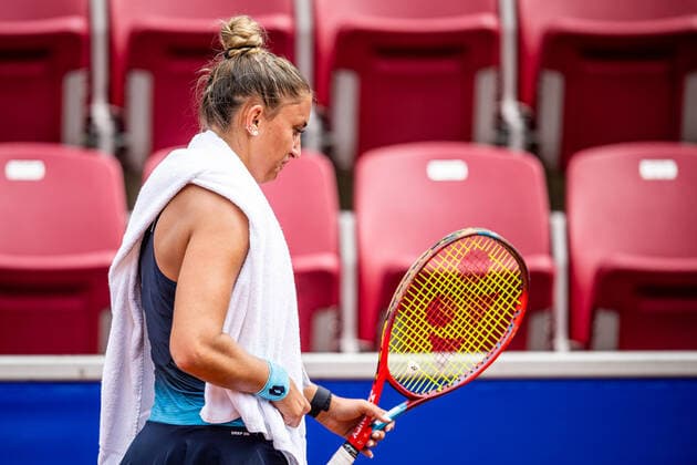 220707 Panna Udvardy, Ungern, deppar under dag 4 av WTA, Tennis Damen Nordea Open den 7 juli 2022 i Bastad. Copyright: CHRISTOFFERxBORGxMATTISSON BB220707CB004