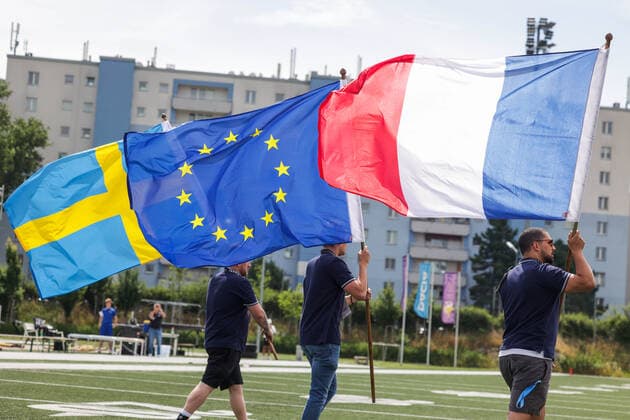 AMERICAN FOOTBALL - U19 European Championship, EM, Europameisterschaft VIENNA,AUSTRIA,07.JUL.22 - AMERICAN FOOTBALL - IFAF 2022 Men s U19 European Group A Championships, Sweden vs France. Image shows a feature of flags of SWE, Europe and FRA.  GEPAxpictures xDavidxBitzan