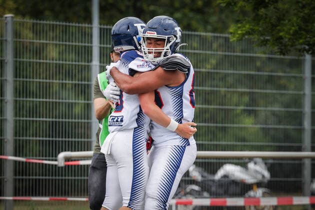 AMERICAN FOOTBALL - U19 European Championship, EM, Europameisterschaft VIENNA,AUSTRIA,07.JUL.22 - AMERICAN FOOTBALL - IFAF 2022 Men s U19 European Group A Championships, Sweden vs France. Image shows the rejoicing of FRA.  GEPAxpictures xDavidxBitzan