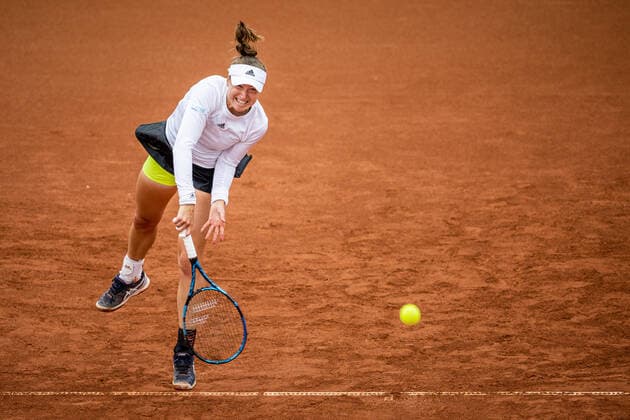 220707 Rebecca Peterson, Sverige, under dag 4 av WTA, Tennis Damen Nordea Open den 7 juli 2022 i Bastad. Copyright: CHRISTOFFERxBORGxMATTISSON BB220707CB041