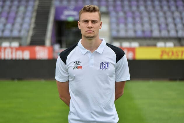 Fußball - 3. Liga - Porträttermin 2022 2023 VfL Osnabrück am 07.07.2022 an der Bremer Brücke in Osnabrück Reha-Trainer Tim Schütte Schuette (Osnabrueck)
