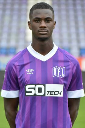 Fußball - 3. Liga - Porträttermin 2022 2023 VfL Osnabrück am 07.07.2022 an der Bremer Brücke in Osnabrück Maxwell Gyamfi (Osnabrueck)