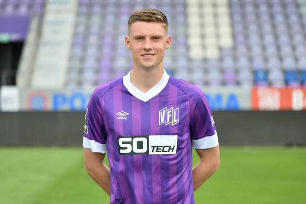 Fußball - 3. Liga - Porträttermin 2022 2023 VfL Osnabrück am 07.07.2022 an der Bremer Brücke in Osnabrück Benas Satkus (Osnabrueck)