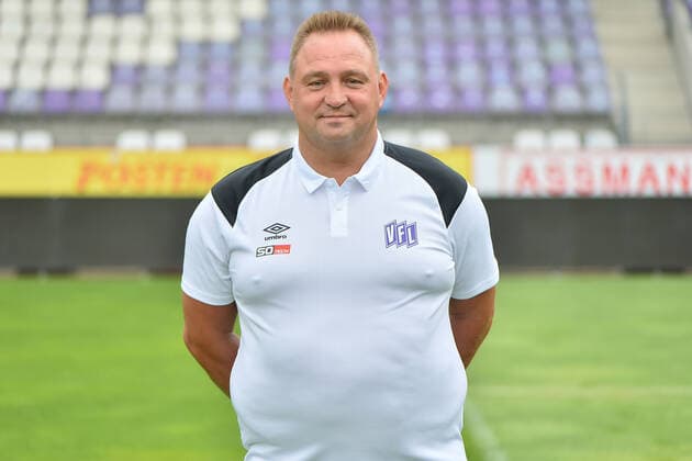 Fußball - 3. Liga - Porträttermin 2022 2023 VfL Osnabrück am 07.07.2022 an der Bremer Brücke in Osnabrück Zeugwart Mario Richter (Osnabrueck)