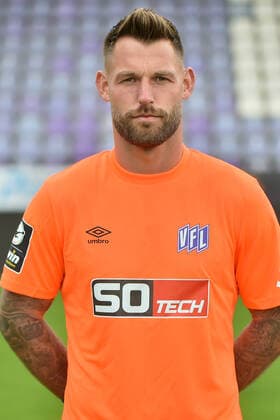 Fußball - 3. Liga - Porträttermin 2022 2023 VfL Osnabrück am 07.07.2022 an der Bremer Brücke in Osnabrück Torwart Philipp Kühn Kuehn (Osnabrueck)