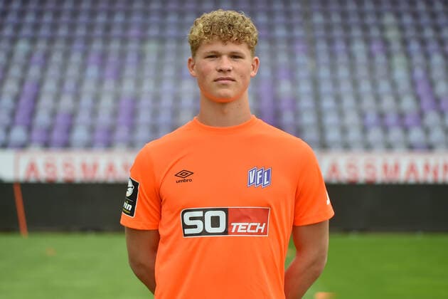 Fußball - 3. Liga - Porträttermin 2022 2023 VfL Osnabrück am 07.07.2022 an der Bremer Brücke in Osnabrück Torwart Luca Böggemann Boeggemann (Osnabrueck)