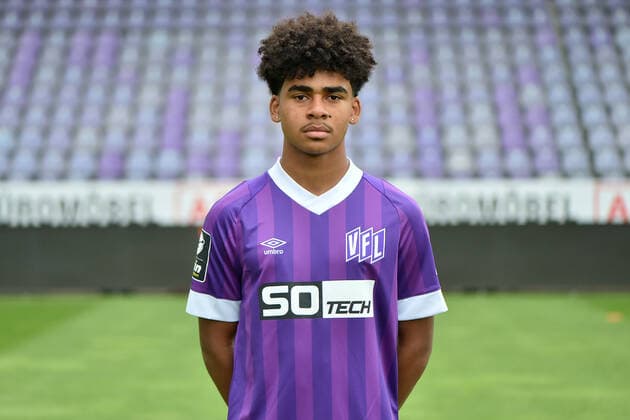 Fußball - 3. Liga - Porträttermin 2022 2023 VfL Osnabrück am 07.07.2022 an der Bremer Brücke in Osnabrück Kevin Wiethaup (Osnabrueck)