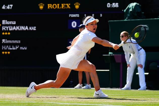 Mandatory Credit: Photo by Javier Garcia Shutterstock (13018047dt) Simona Halep during her semi final match Wimbledon Tennis Championships, Day 11, The All England Lawn Tennis and Croquet Club, London, UK - 07 Jul 2022 Wimbledon Tennis Championships, Day 11, The All England Lawn Tennis and Croquet Club, London, UK - 07 Jul 2022  Copyright: xJavierxGarcia Shutterstockx 13018047dt