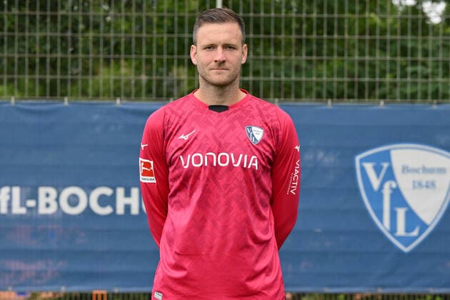 Torwart Michael Esser; VfL Bochum; 1.BL, Porträttermin 2022 2023 Bochum Nordrhein-Westfalen Deutschland