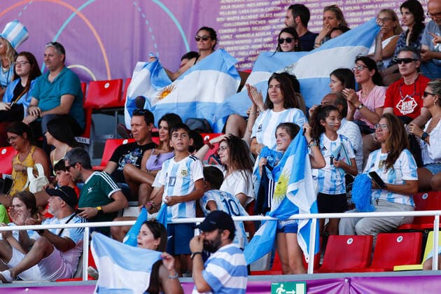 July 7, 2022, TERRASSA, BARCELONA, SPAIN: Fans of Argentina in action during the FIH Hockey Women s World Cup 2022, Pool C, hockey match played between Argentina v Canada at Estadi Olimpic on July 06, 2022, in Terrassa, Barcelona, Spain. TERRASSA SPAIN - ZUMAa181 20220707_zaa_a181_035 Copyright: xIrinaxR.xHx