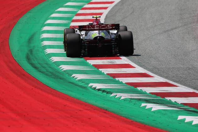 F1 Austrian Grand Prix Practice Lewis Hamilton of Mercedes during practice ahead of the Formula 1 Austrian Grand Prix at Red Bull Ring in Spielberg, Austria on July 8, 2022. Spielberg Austria  Copyright: xJakubxPorzyckix originalFilename:porzycki-f1austri220708_npKLw.jpg
