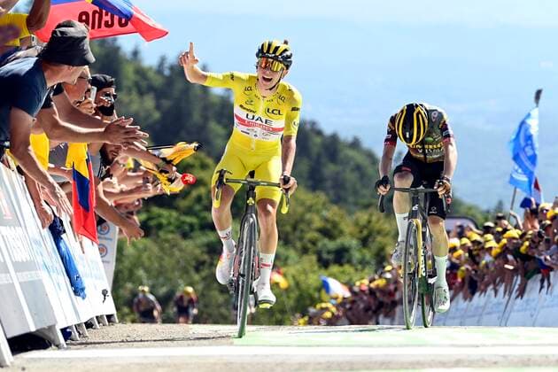 LA SUPER PLANCHE DES BELLES FILLES, FRANCE - JULY 08 : Pogacar Tadej (SLO) of UAE Team Emirates victory before Vingegaard Jonas (DEN) of Team Jumbo-Visma during stage 7 of the 109th edition of the 2022 Tour de France cycling race, a stage of 176 kms with start in Tomblaine and finish in La Super Planche Des Belles Filles on July 08, 2022 in La Super Planche Des Belles Filles, France, 8 07 2022 ( Motordriver Kenny Verfaillie - Tour de France 2022 - Stage 07 PhotoNews Panoramic 