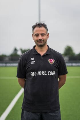 Mannschaftsarzt Dr. med. Onays al-Sadi; SG Dynamo Dresden; 3.Liga, Porträttermin 2022 2023