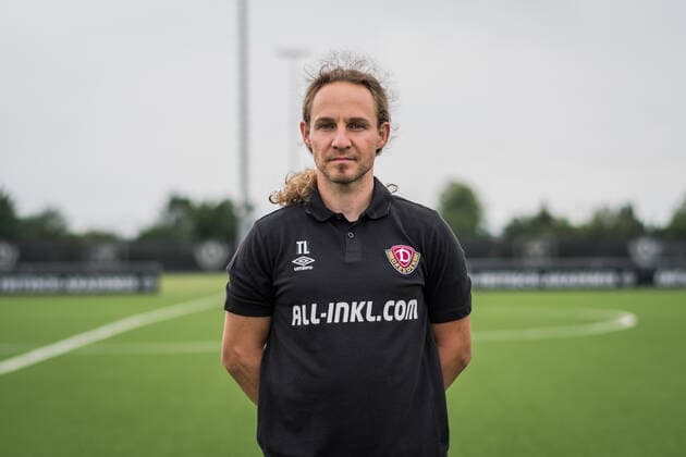 Physiotherapeut Tobias Lange; SG Dynamo Dresden; 3.Liga, Porträttermin 2022 2023