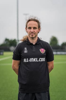Physiotherapeut Tobias Lange; SG Dynamo Dresden; 3.Liga, Porträttermin 2022 2023