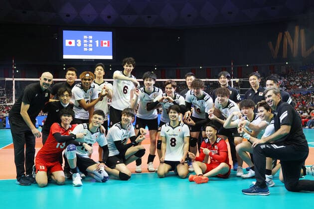 Japan team group, Mannschaftsbild, Totale JULY 8, 2022 - Volleyball : FIVB Volleyball Nations League 2022 Men s Preliminary Round between Japan - Canada at Maruzen Intec Arena Osaka, Osaka, Japan. Noxthirdxpartyxsales  (192974073)