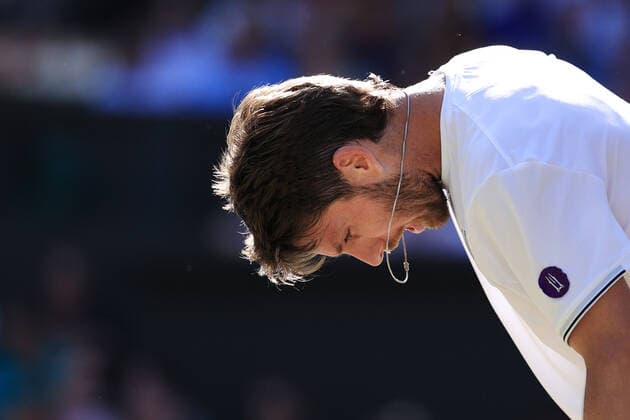 Tennis - Wimbledon (Day 12) 8th July 2022 - Tennis - Wimbledon (Day 12) - Cameron Norrie (GBR) looks dejected during his Gentlemen s Singles Semi Final match against Novak Djokovic (SRB) - Photo: Simon Stacpoole Offside. London UK Copyright: xSimonxStacpoolexOffside