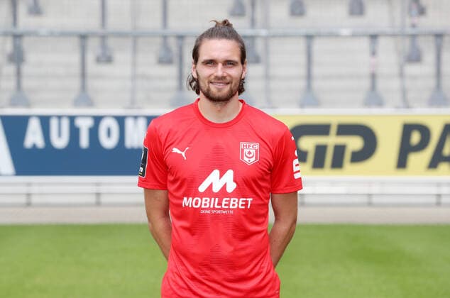 Teampraesentation Halle 08.07.2022 Jonas Nietfeld (33, Halle); Hallescher FC, 3.Liga, Porträttermin 2022 2023 , Halle, 08.07.2022, Leuna Chemie Stadion, Fussball ,