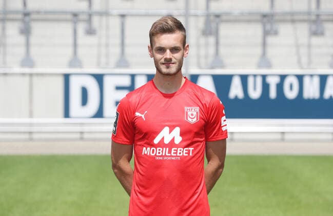 Teampraesentation Halle 08.07.2022 Tom Zimmerschied (30, Halle); Hallescher FC, 3.Liga, Porträttermin 2022 2023 , Halle, 08.07.2022, Leuna Chemie Stadion, Fussball ,