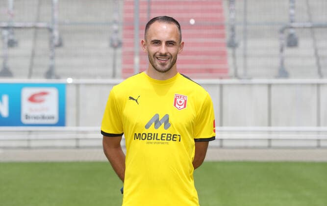 Teampraesentation Halle 08.07.2022 Torwart Felix Gebhardt (23, Halle); Hallescher FC, 3.Liga, Porträttermin 2022 2023 , Halle, 08.07.2022, Leuna Chemie Stadion, Fussball ,