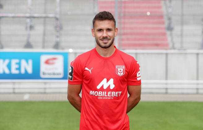 Teampraesentation Halle 08.07.2022 Nico Hug (22, Halle); Hallescher FC, 3.Liga, Porträttermin 2022 2023 , Halle, 08.07.2022, Leuna Chemie Stadion, Fussball ,
