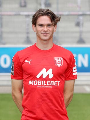 Teampraesentation Halle 08.07.2022 Elias Löder Loeder (19, Halle); Hallescher FC, 3.Liga, Porträttermin 2022 2023 , Halle, 08.07.2022, Leuna Chemie Stadion, Fussball ,