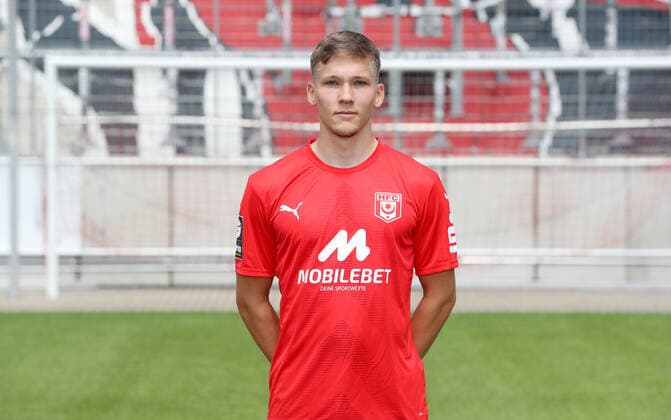 Teampraesentation Halle 08.07.2022 Sebastian Müller Mueller (9, Halle); Hallescher FC, 3.Liga, Porträttermin 2022 2023 , Halle, 08.07.2022, Leuna Chemie Stadion, Fussball ,