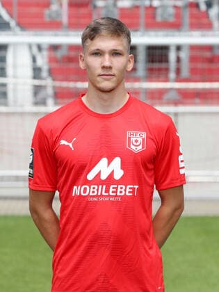 Teampraesentation Halle 08.07.2022 Sebastian Müller Mueller (9, Halle); Hallescher FC, 3.Liga, Porträttermin 2022 2023 , Halle, 08.07.2022, Leuna Chemie Stadion, Fussball ,