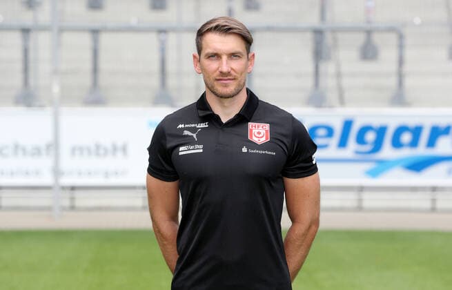 Teampraesentation Halle 08.07.2022 Athletiktrainer Ken Kaiser (Halle); Hallescher FC, 3.Liga, Porträttermin 2022 2023 , Halle, 08.07.2022, Leuna Chemie Stadion, Fussball ,