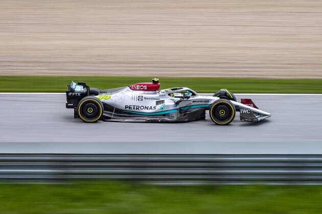 09.07.2022, Red Bull Ring, Spielberg, AUT, FIA, Formel 1, Grosser Preis von Österreich, Freies Training, im Bild Lewis Hamilton (GBR, Mercedes) Lewis Hamilton of United Kingdom during the training for the Austrian FIA Formula One Grand Prix at the Red Bull Ring in Spielberg, Austria on 2022 07 09. Expa Spielberg