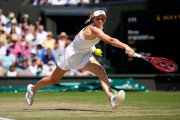 Mandatory Credit: Photo by Dave Shopland Shutterstock (13018053bn) Elena Rybakina during the Ladies Singles Final Wimbledon Tennis Championships, Day 13, The All England Lawn Tennis and Croquet Club, London, UK - 09 Jul 2022 Wimbledon Tennis Championships, Day 13, The All England Lawn Tennis and Croquet Club, London, UK - 09 Jul 2022  Copyright: xDavexShopland Shutterstockx 13018053bn