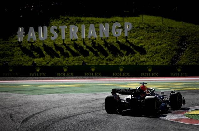 SPIELBERG - Max Verstappen (1) with the Oracle Red Bull Racing RB18 Honda during the Sprint race ahead of the F1 Grand Prix of Austria at the Red Bull Ring on July 9, 2022 in Spielberg, Austria. ANP SEM VAN DER WAL F1 Grand Prix of Austria - Sprint 2022 xVIxANPxSportx xxANPxIVx
